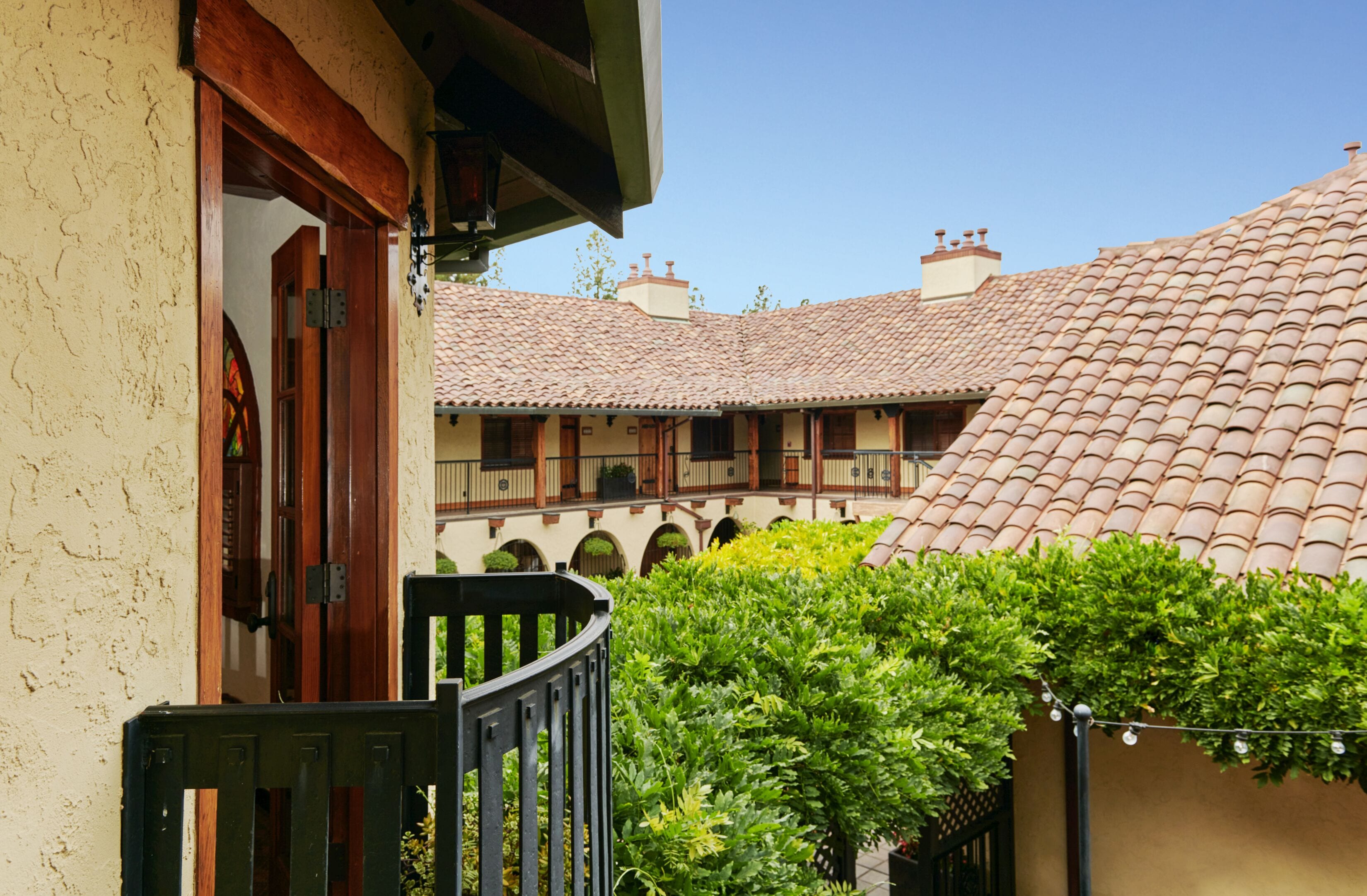 premium studio suite | terrace/patio