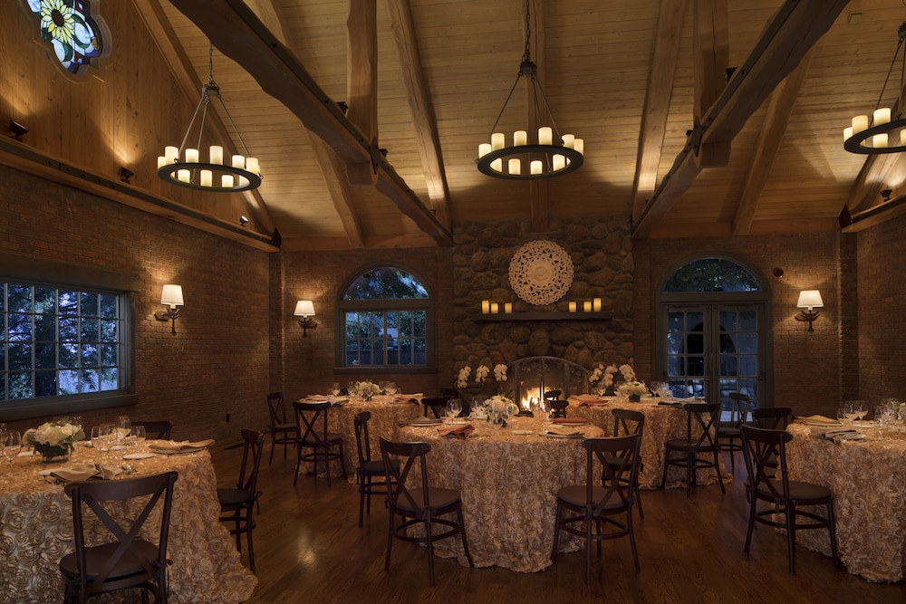 Rancho Caymus Inn by null