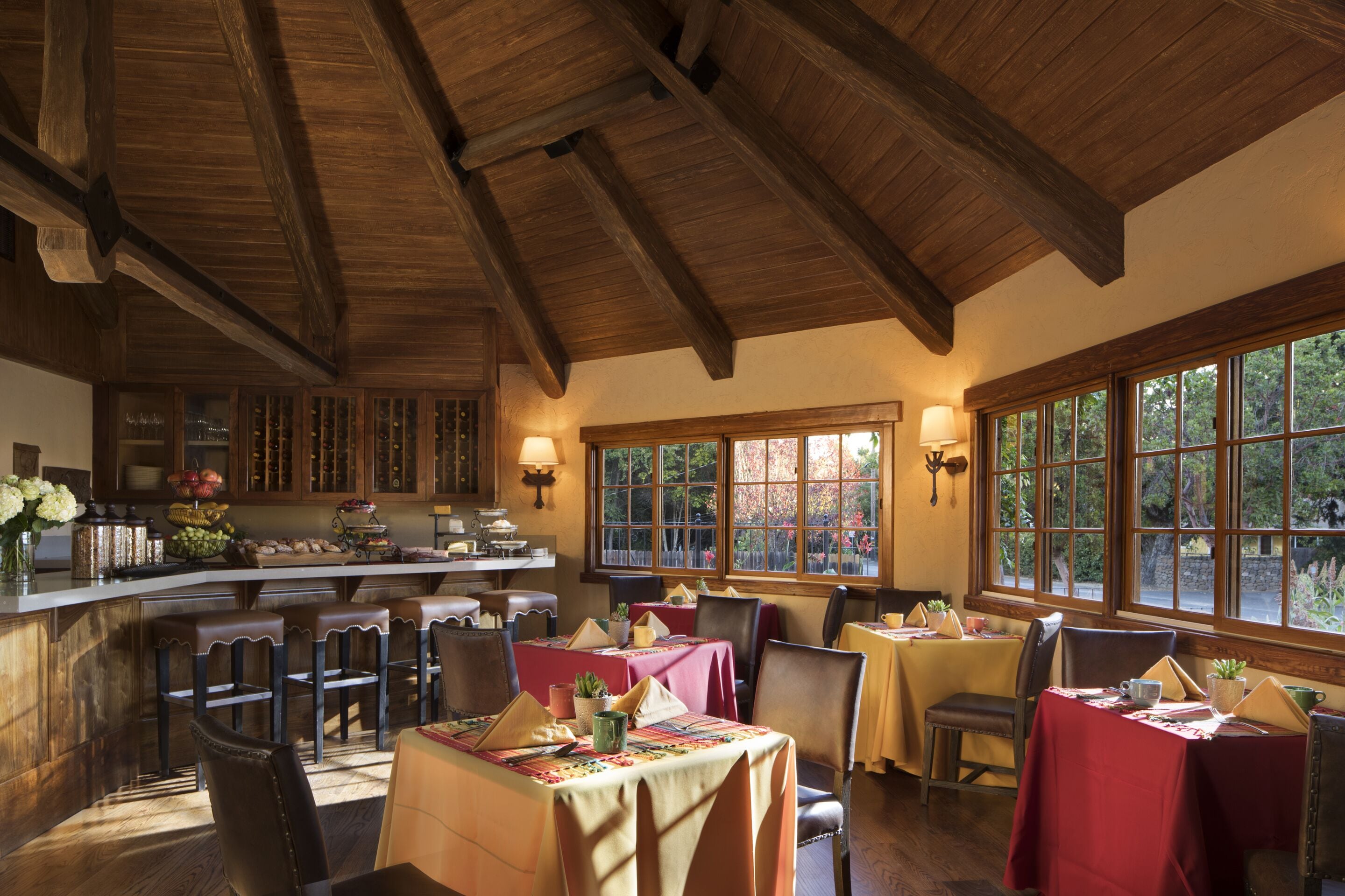 free daily cooked-to-order breakfast