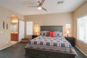 4 bedrooms, desk, iron/ironing board, free WiFi