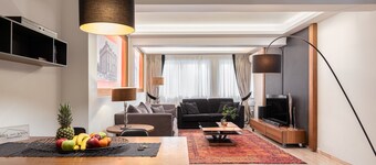Acropolis Boutique Residence, Next to Metro Station