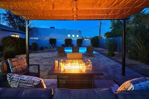 Terrace/patio - Disco in the Desert-Pool&Fire Pit-Walk to Old Town (Scottsdale)