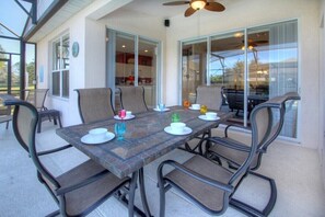 Outdoor dining