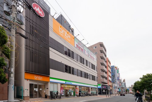施設の正面