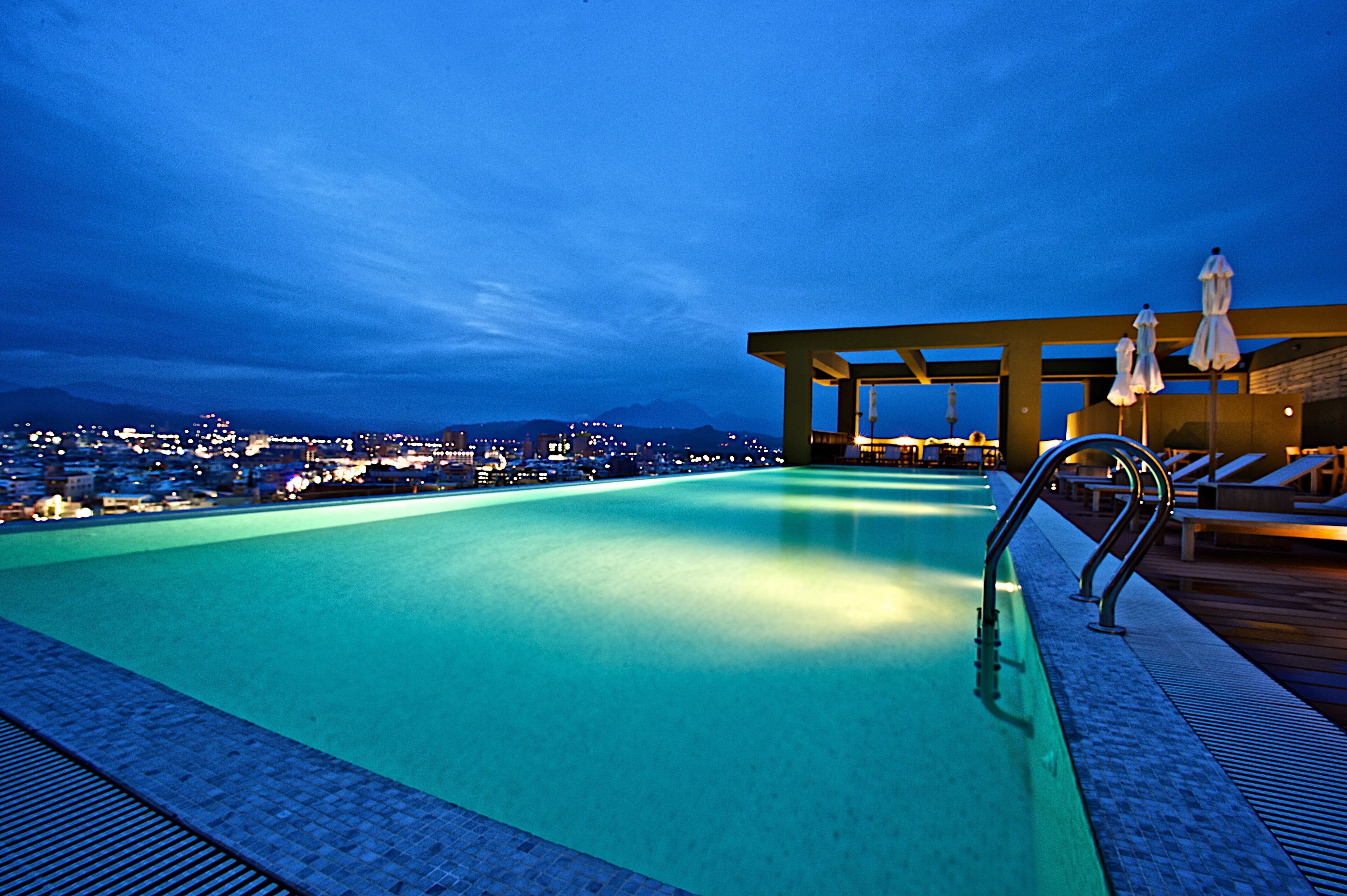 outdoor pool, pool loungers