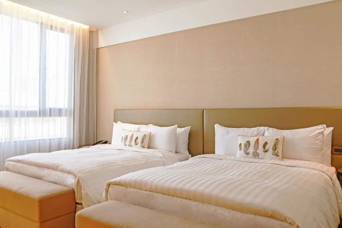 Elite Quadruple Room | 1 bedroom, premium bedding, down comforters, in-room safe