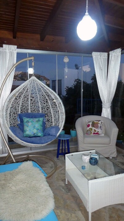 Fully Rental  Licensed, superbly Equipped Villa - Bar, Pool & Sea Views, Wifi.