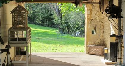 Charming cottage, the mill cottage in the heart of the Loire castles