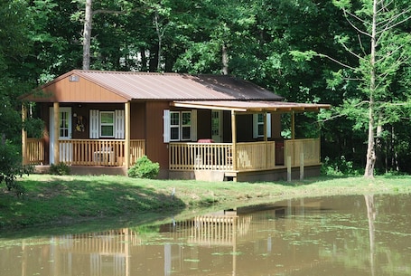 Exterior. Lifetime memories, WIFI, Hot tub, Fire Pit, Gas Grill, High Chair, Bird Watching