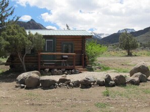 Exterior - The Benjamen - Newly Remodeled Great Views (Cody)