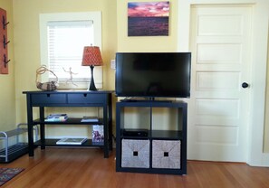 Smart TV, DVD player, books, video library