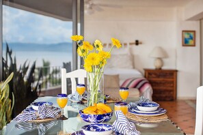 2 bedrooms, iron/ironing board, travel cot, free WiFi