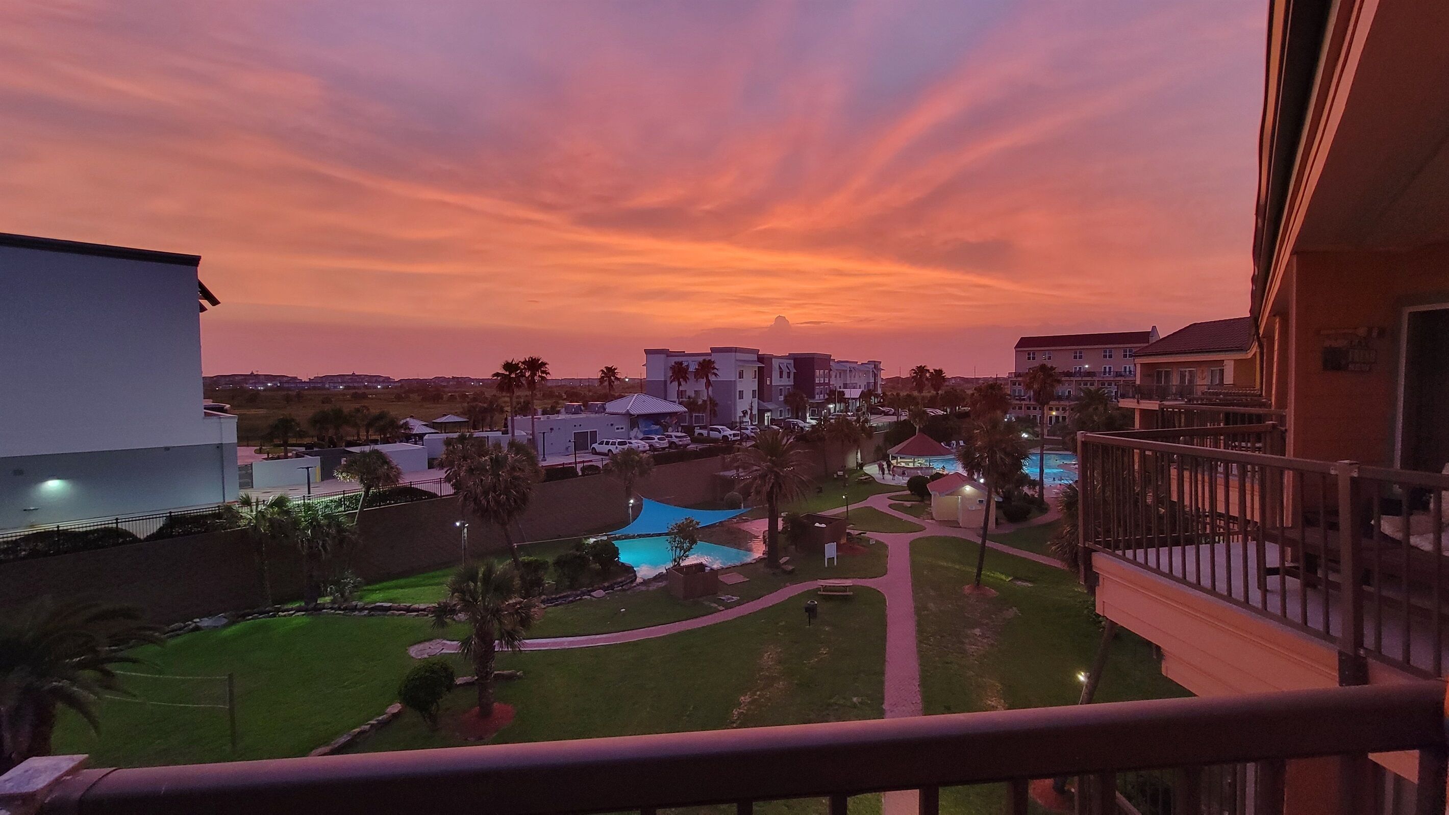 Oceanview, Pools & Pet-Friendly, In house Wash Dry