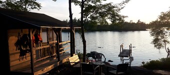 The Eagle's Landing  on Minamkeak Lake