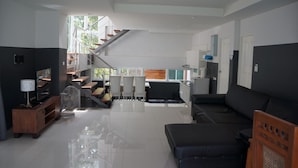 Living area - The Loft Khao Yai (Pak Chong)