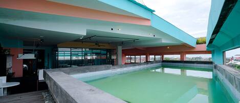 Outdoor pool, sun loungers