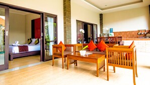 Villa, 2 Schlafzimmer, eigener Pool | Wohnbereich