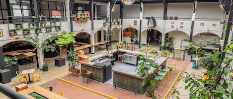 Breakfast, lunch and dinner served