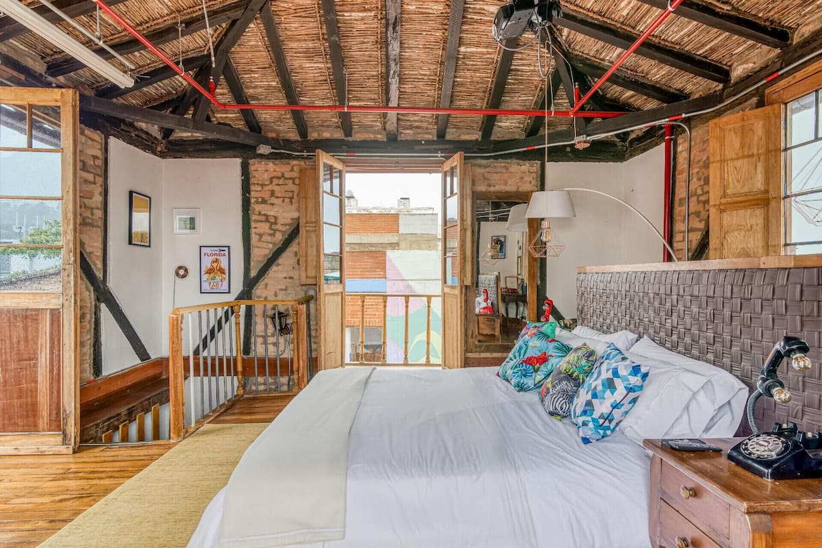Wifi gratis y ropa de cama