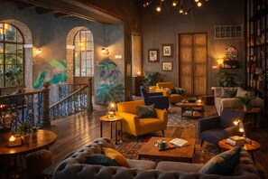 Living area - Delgadillo Hotel by Socialtel (Bogotá)