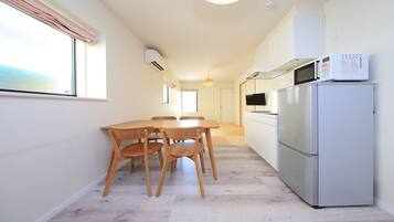 2nd Floor Japanese Style Room B | Free WiFi, bed sheets