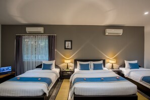 Deluxe Family Room (4 Adults) - Free Pick Up