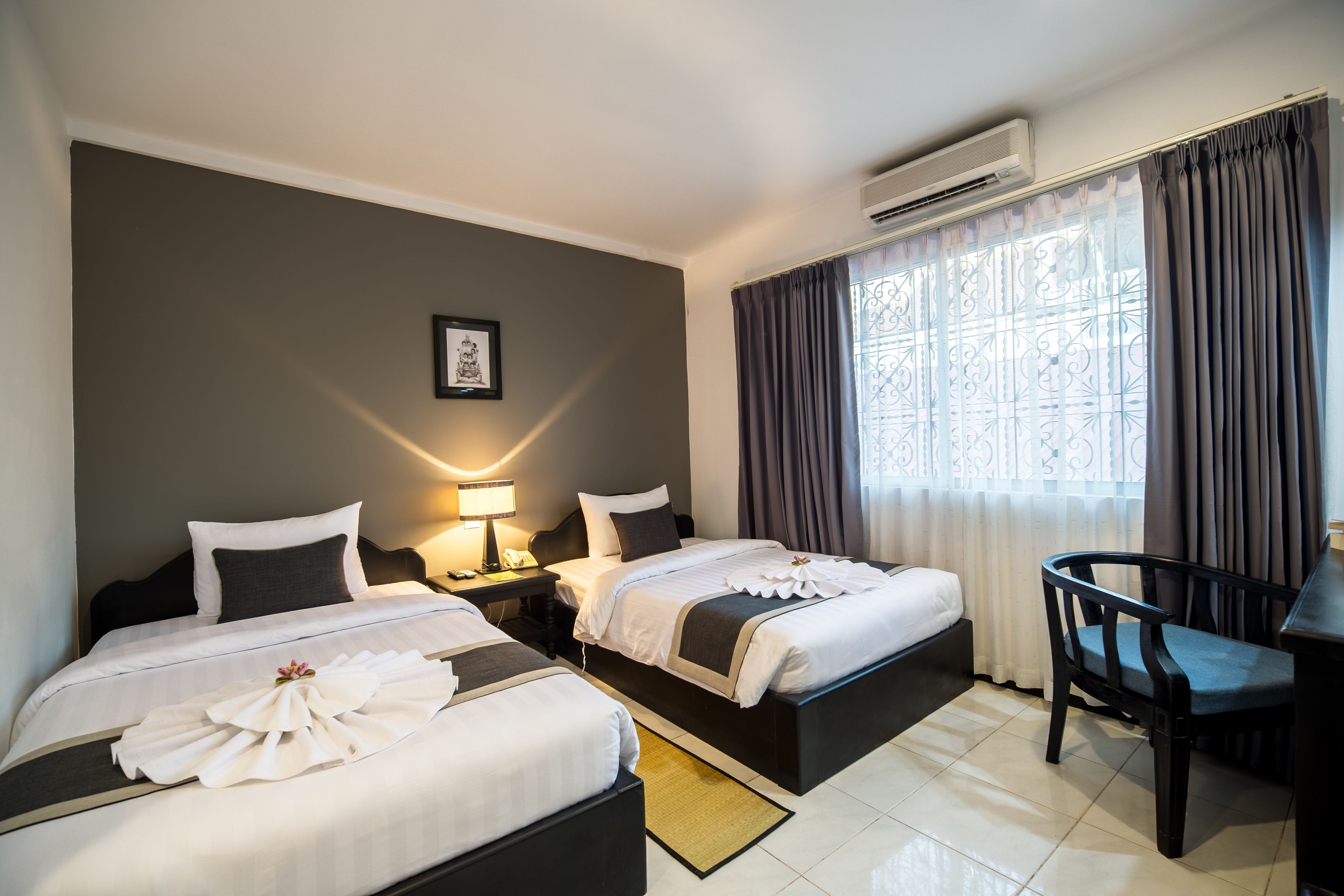 deluxe twin room (free pick up) | premium bedding, pillow-top beds, minibar, in-room safe
