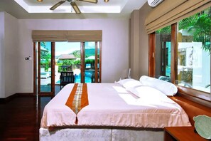 Villa (8 Bedrooms) | 8 soverom, skrivebord og wi-fi (inkludert)