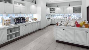 Free daily buffet breakfast