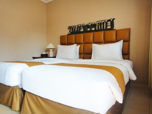 Desk, free WiFi - Balira Airport Hotel (Tuban)