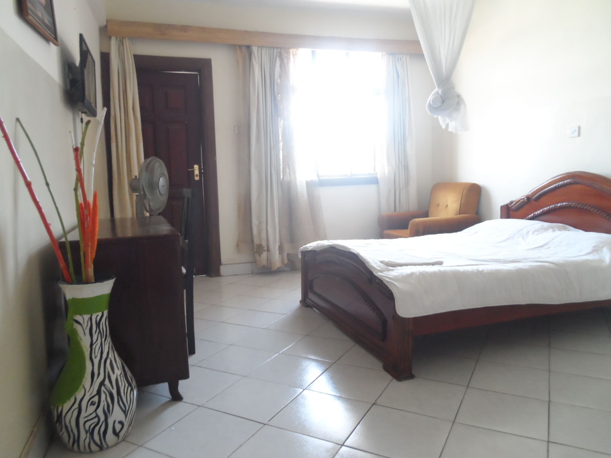 Riversand Hotel, Accra Street