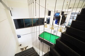 Staircase - Zent & Bao Hostel (Bangkok)