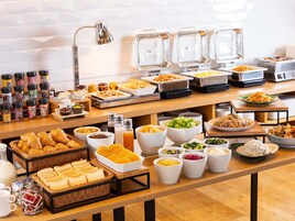 Alimentos y bebidas
