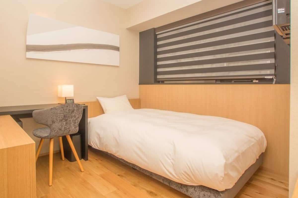 1 chambre, bureau, Wi-Fi gratuit, draps fournis