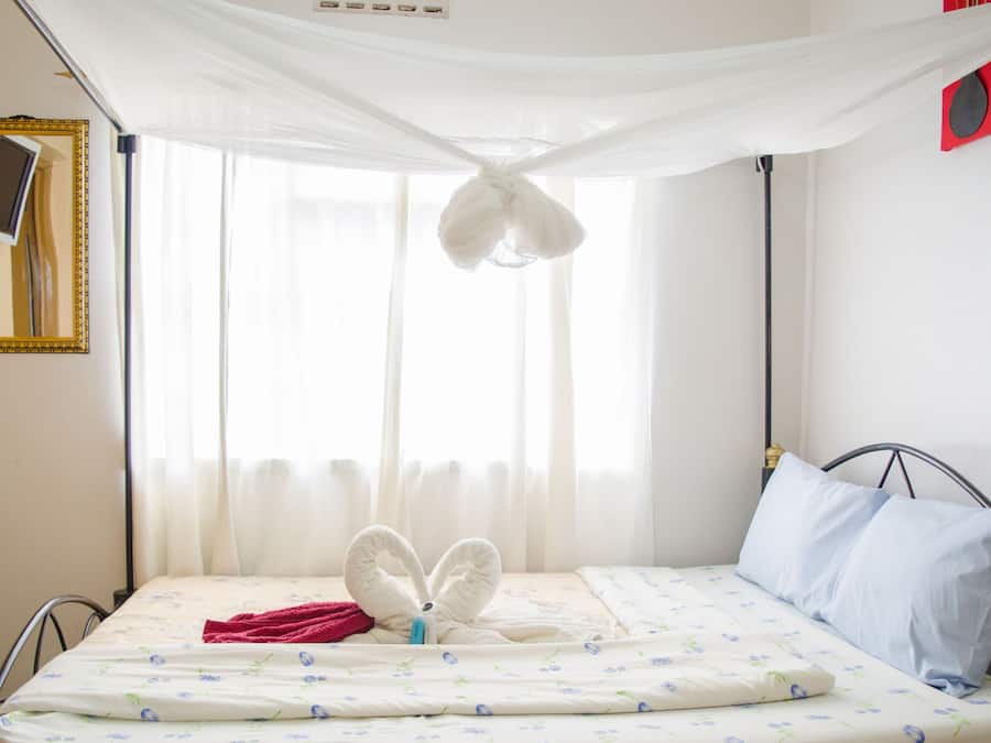 Quarto casal | Escrivaninha, espaço de trabalho para notebook, quartos à prova de som