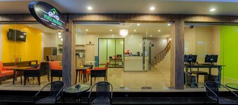 Full House Khaosan - Hostel