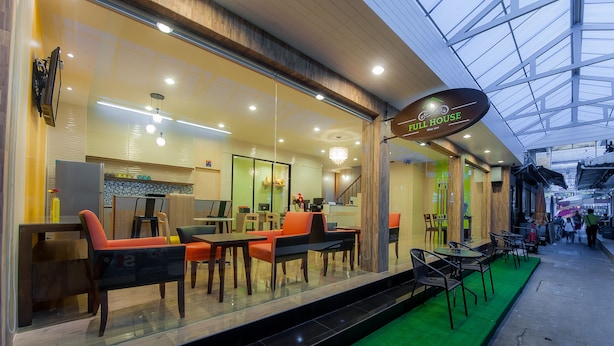 Unclassified image, 1 of 31, button - Full House Khaosan - Hostel (Bangkok)