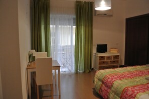 Triple Room, Private Bathroom
