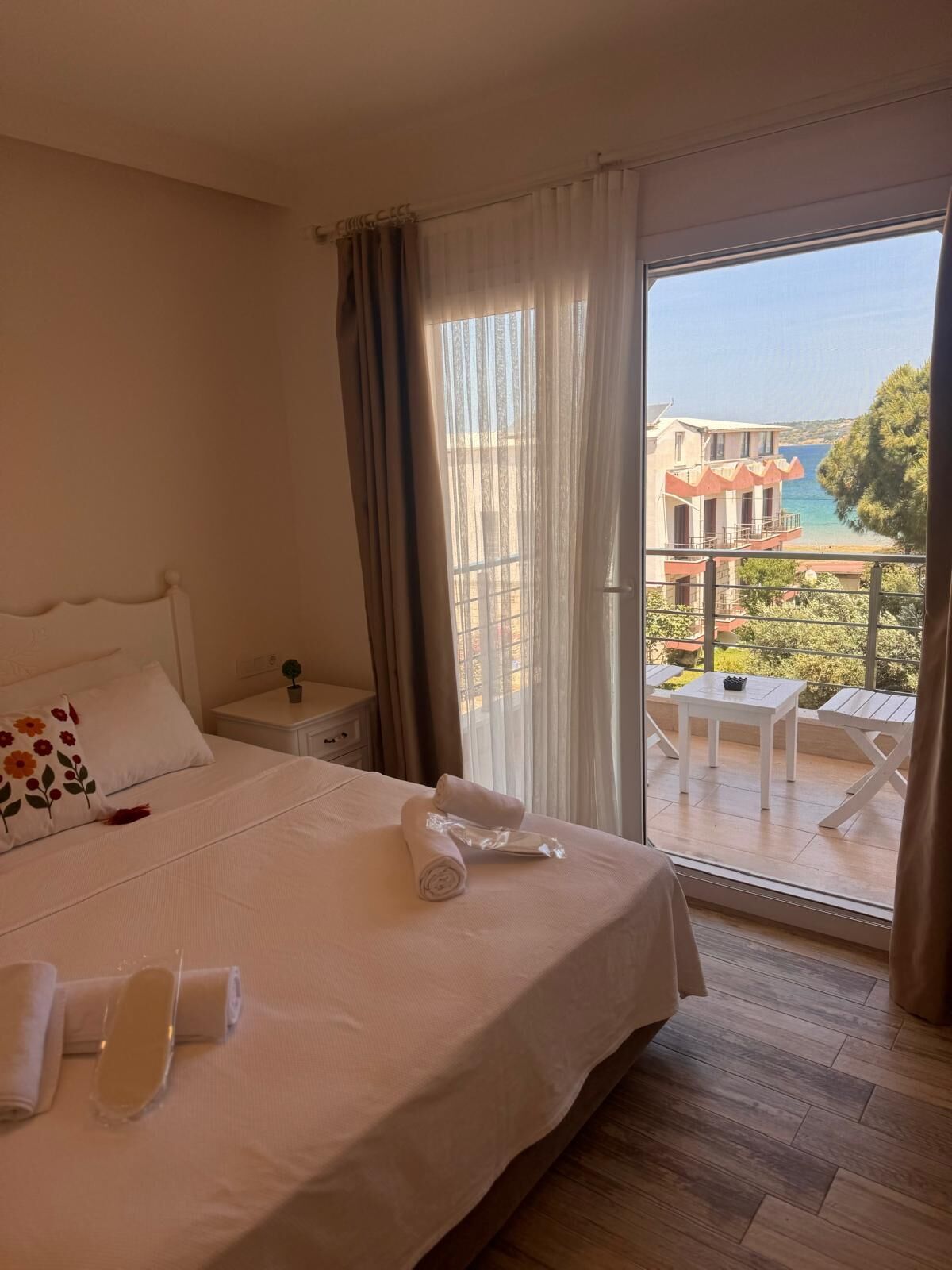 standard double room, sea view | minibar, desk, soundproofing, iron/ironing board