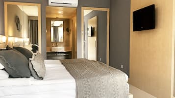 Habitación estándar con 1 cama doble o 2 individuales | Minibar, caja fuerte, escritorio y wifi gratis