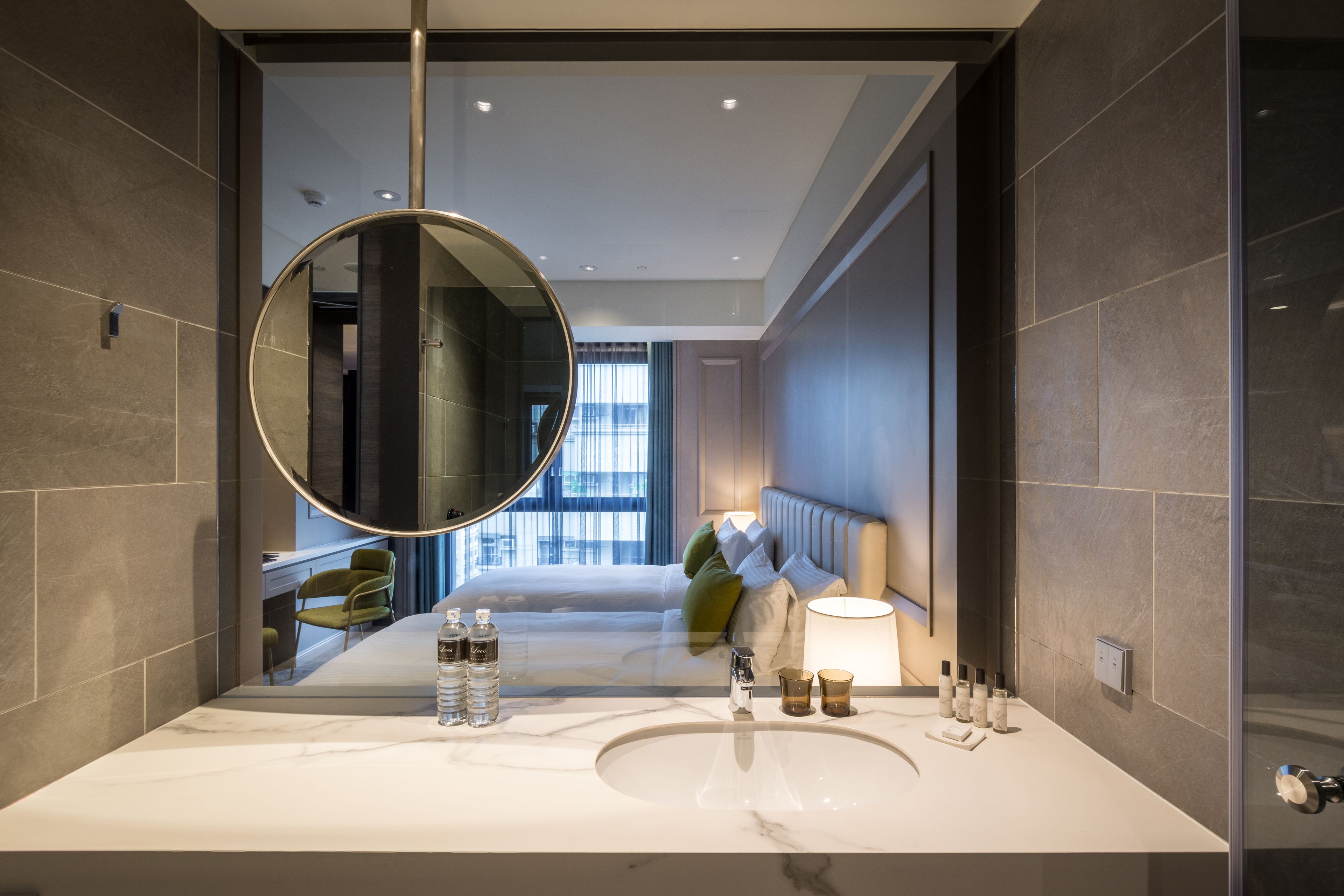 1 bedroom, in-room safe, desk, laptop workspace