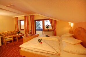 Junior Suite, 1 Bedroom, Balcony