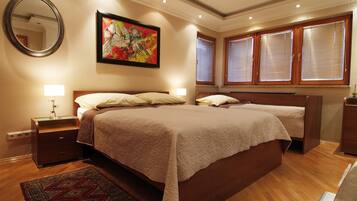 Apartment, Balcony | Room amenity
