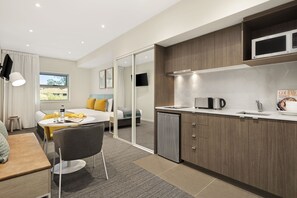 Literie de qualité supérieure, coffres-forts dans les chambres, bureau