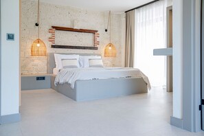 Studiosuite, eigener Pool, Poolblick