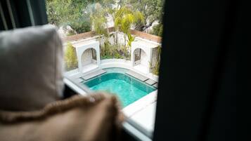 Comfort Triple Room, Pool View | Iron/ironing board, free WiFi, bed sheets
