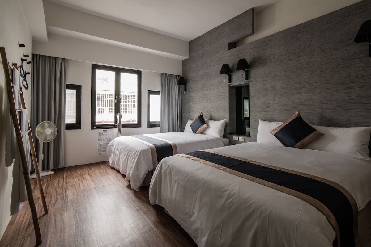 Comfort vierpersoonskamer | Gratis wifi, beddengoed