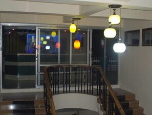 Interior - Alliance Resort Hotel (Chaung Thar)