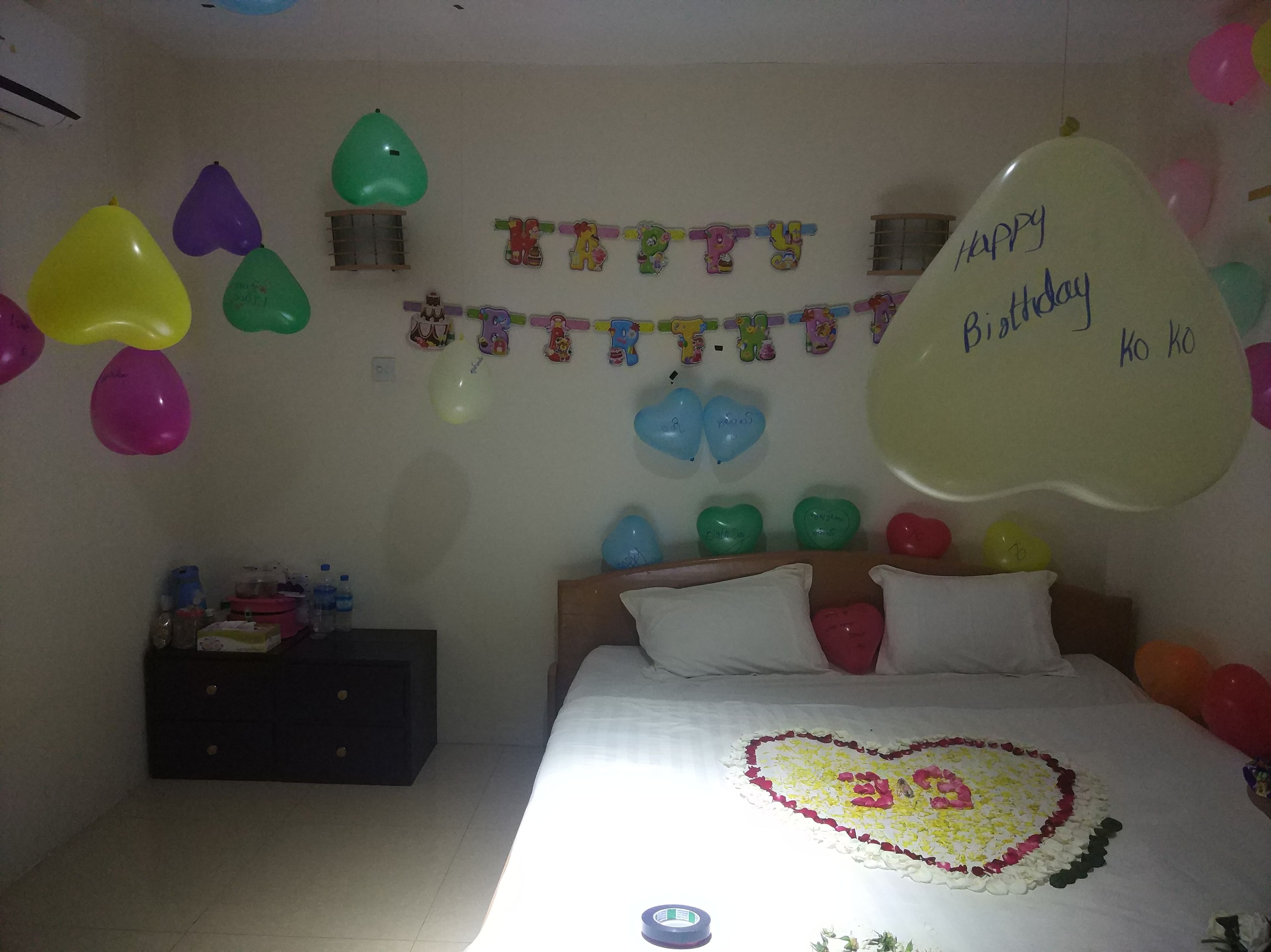 superior room, no windows | minibar, in-room safe, desk, free wifi