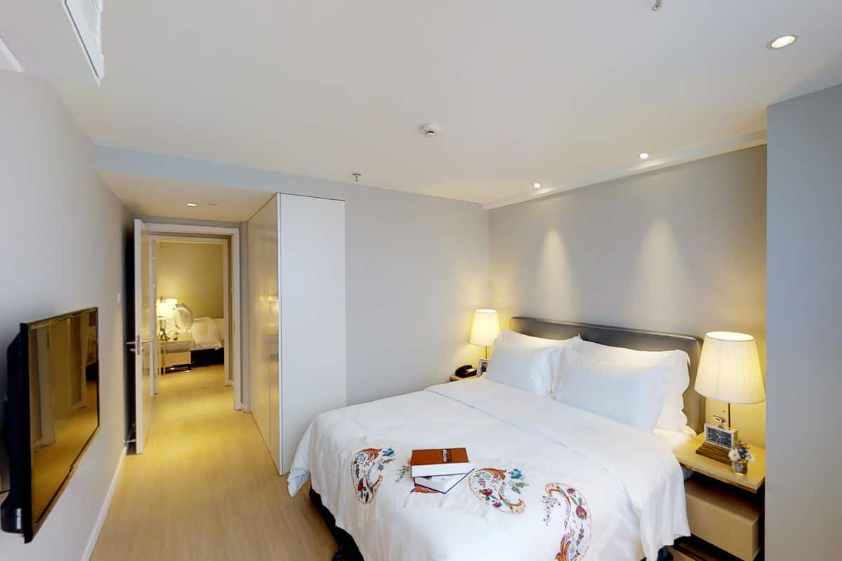 Departamento Deluxe | Ropa de cama de alta calidad y caja de seguridad en la habitación